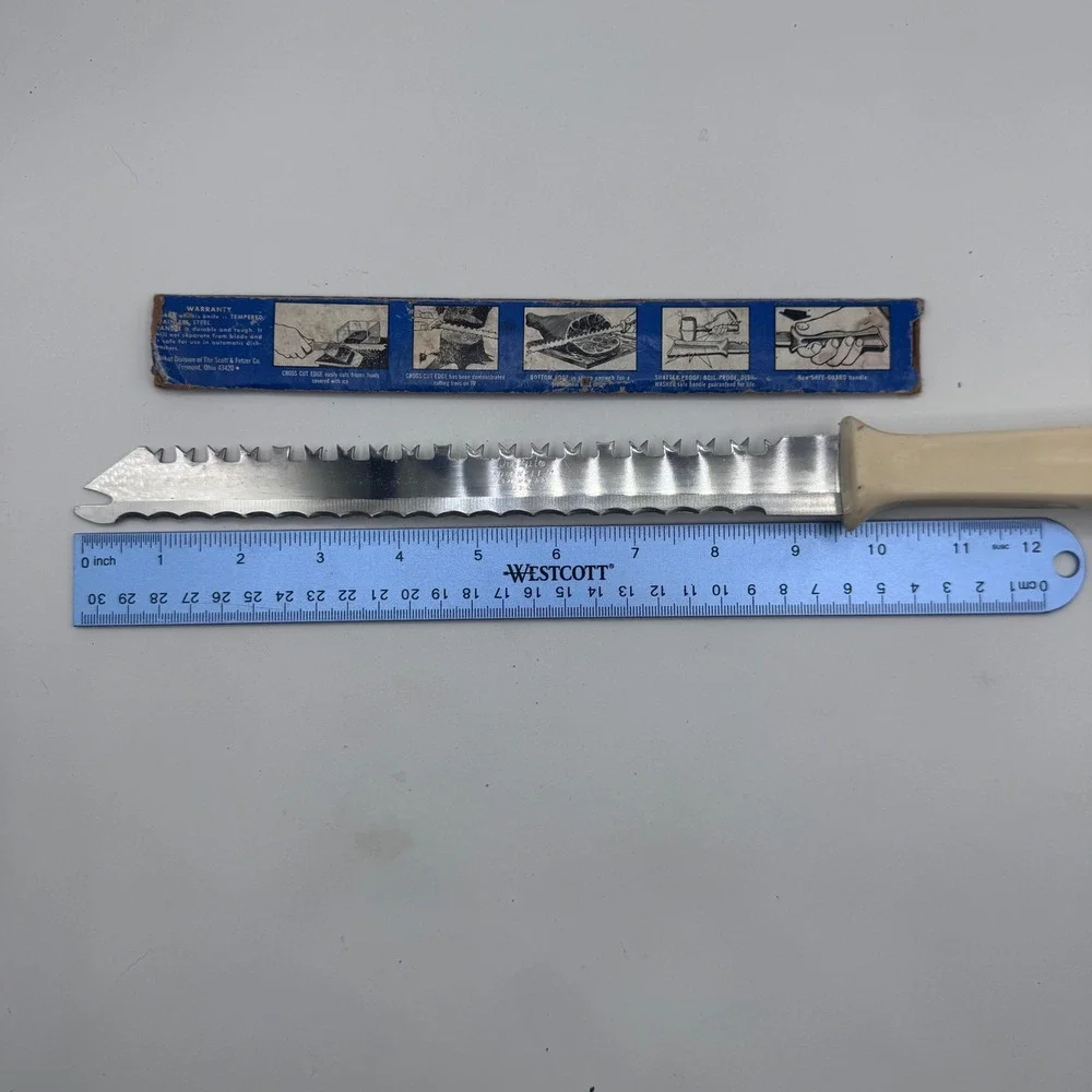 Vintage Quikut Quikkle Stainless Steel Knife Serrated Blade Cream Handle USA